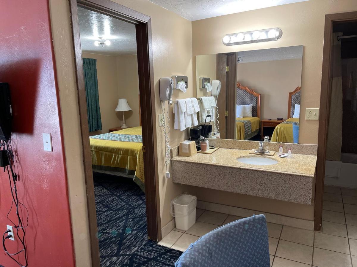 Riverton Inn & Suites 里弗顿 外观 照片