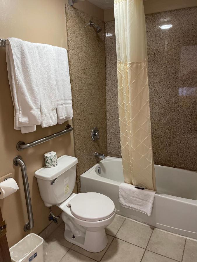 Riverton Inn & Suites 里弗顿 外观 照片