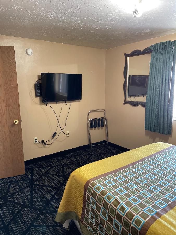 Riverton Inn & Suites 里弗顿 外观 照片