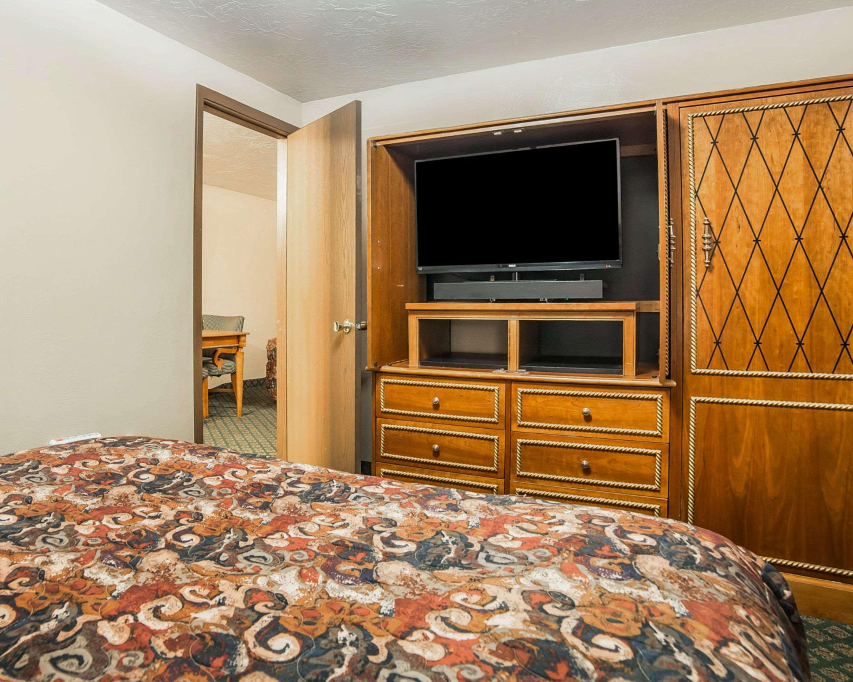 Riverton Inn & Suites 里弗顿 外观 照片