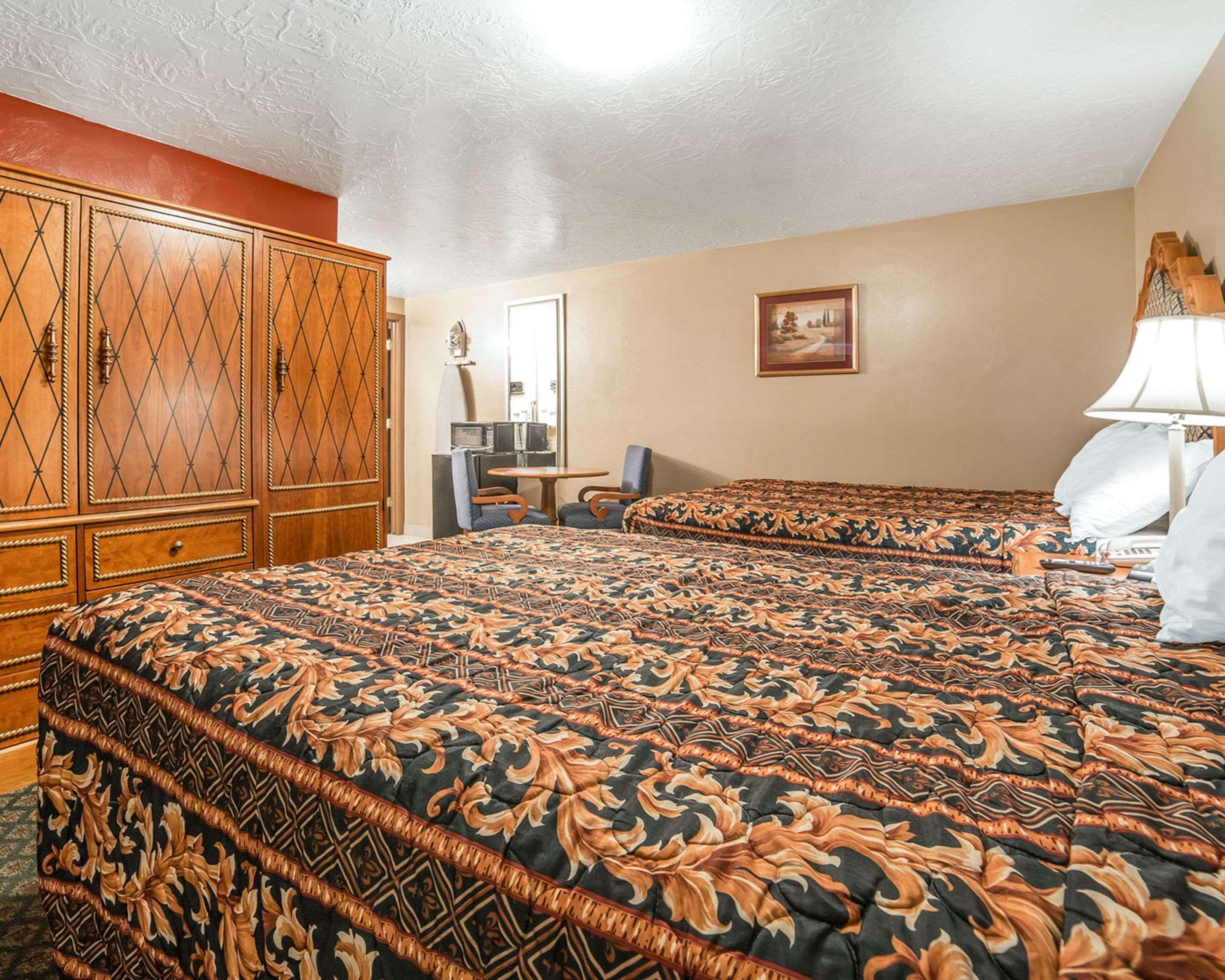 Riverton Inn & Suites 里弗顿 外观 照片